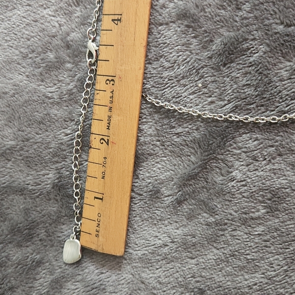 A Silver Tone Reversible Necklace with  Polished & Striated Sides 16 inches. - Picture 7 of 11